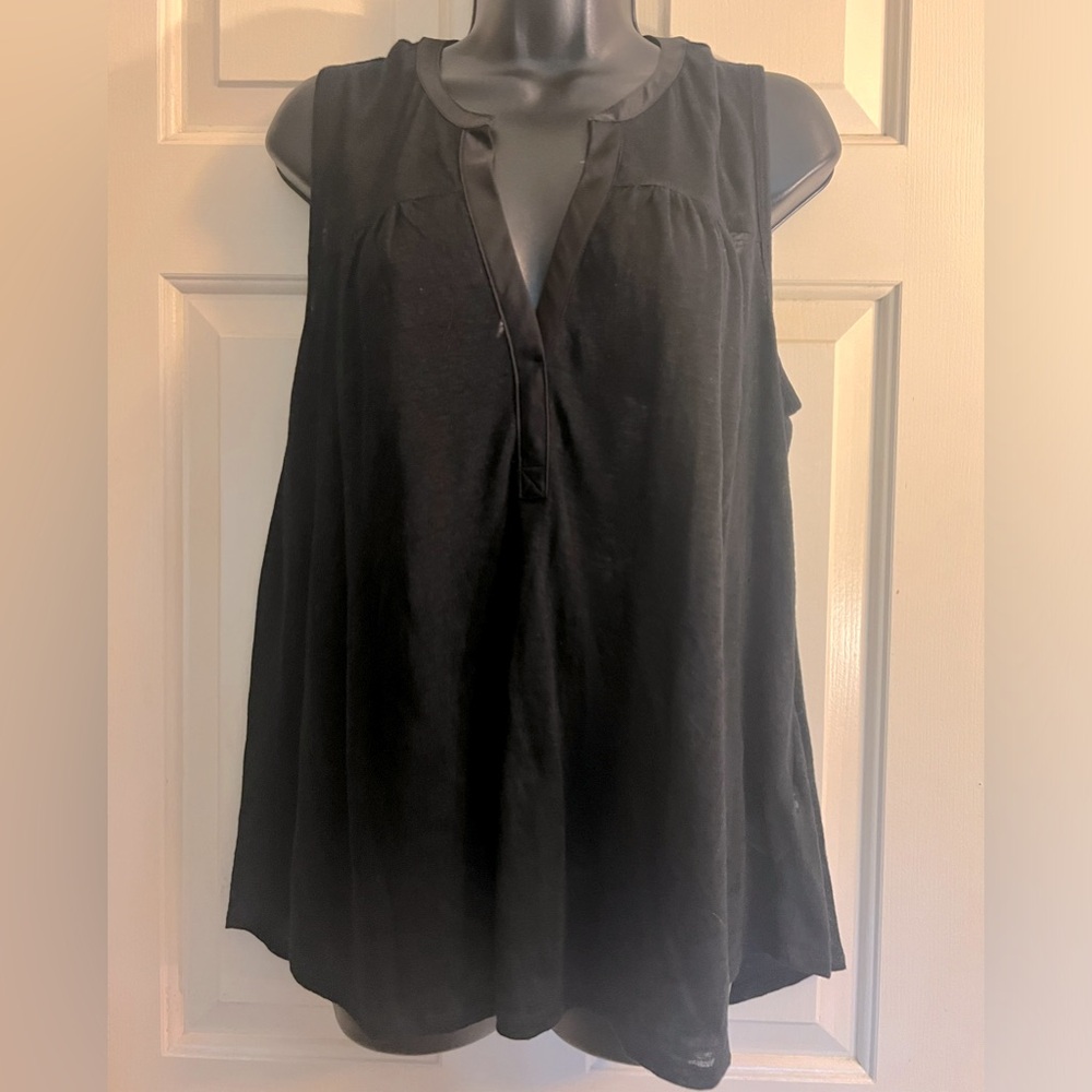 GAP linen top